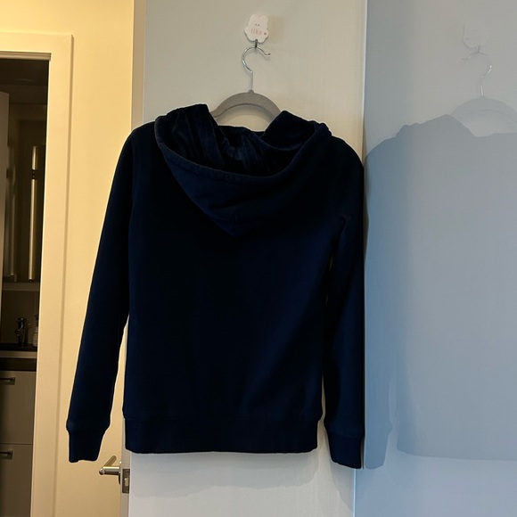 Brand new Tommy Hilfiger zip up hoodie - Picture 3 of 5